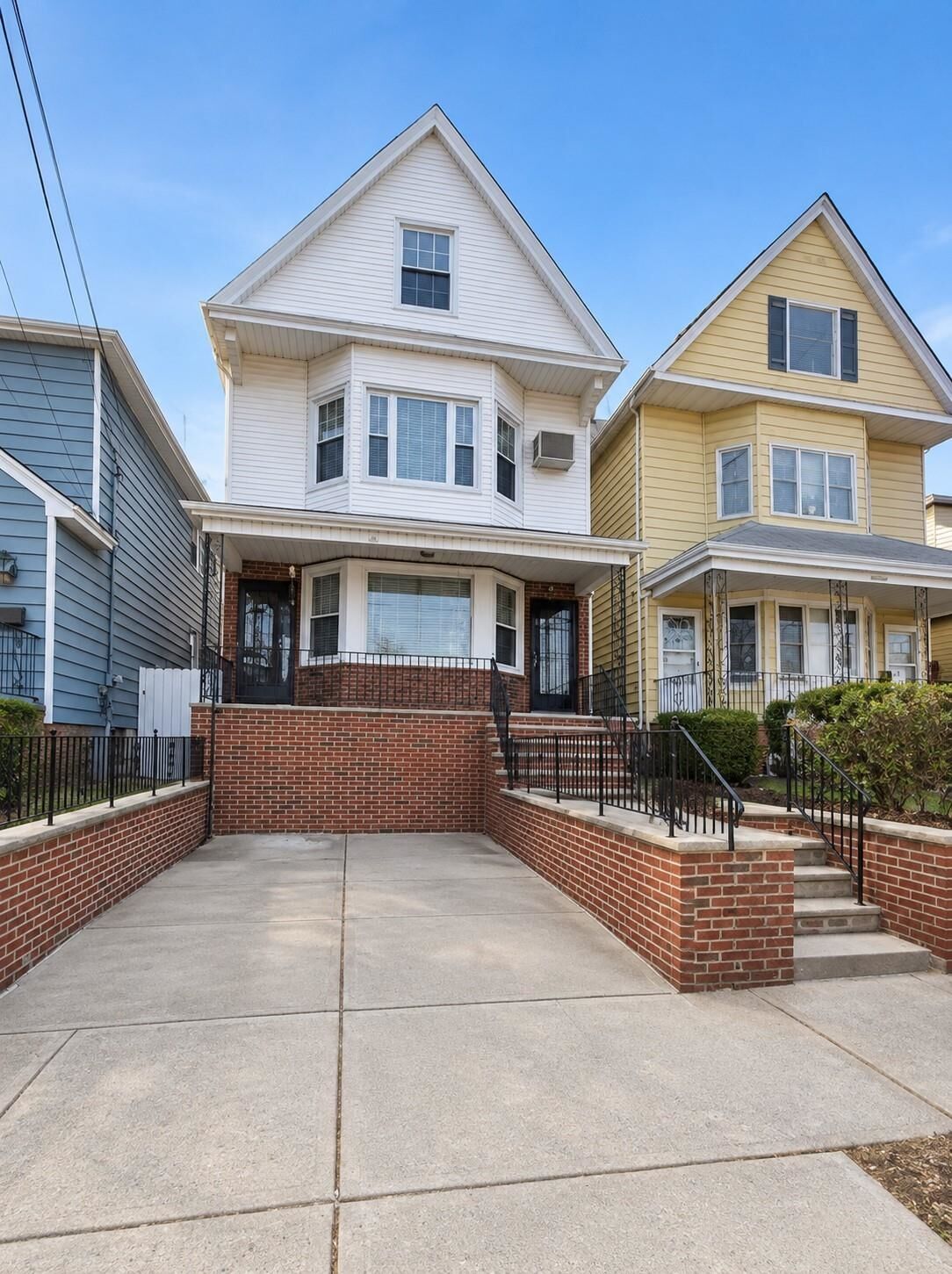 Property Photo: 14 West 6th St 2 NJ 07002