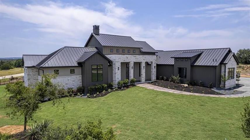 Property Photo: 101 Meadow Beauty TX 78657-0000
