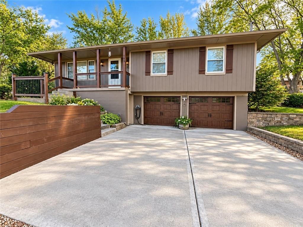 Property Photo: 103 W Siegfried Road MO 64070