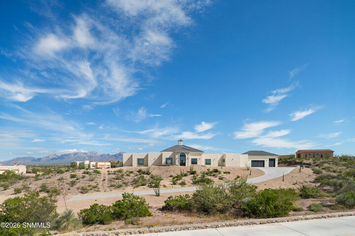 Property Photo:  5565 Vista Rico  NM 88011 