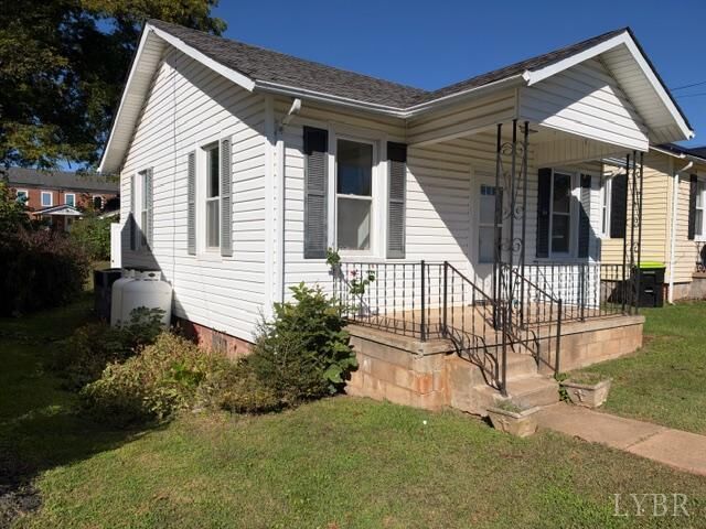 Property Photo:  114 Lee Street  VA 24522 