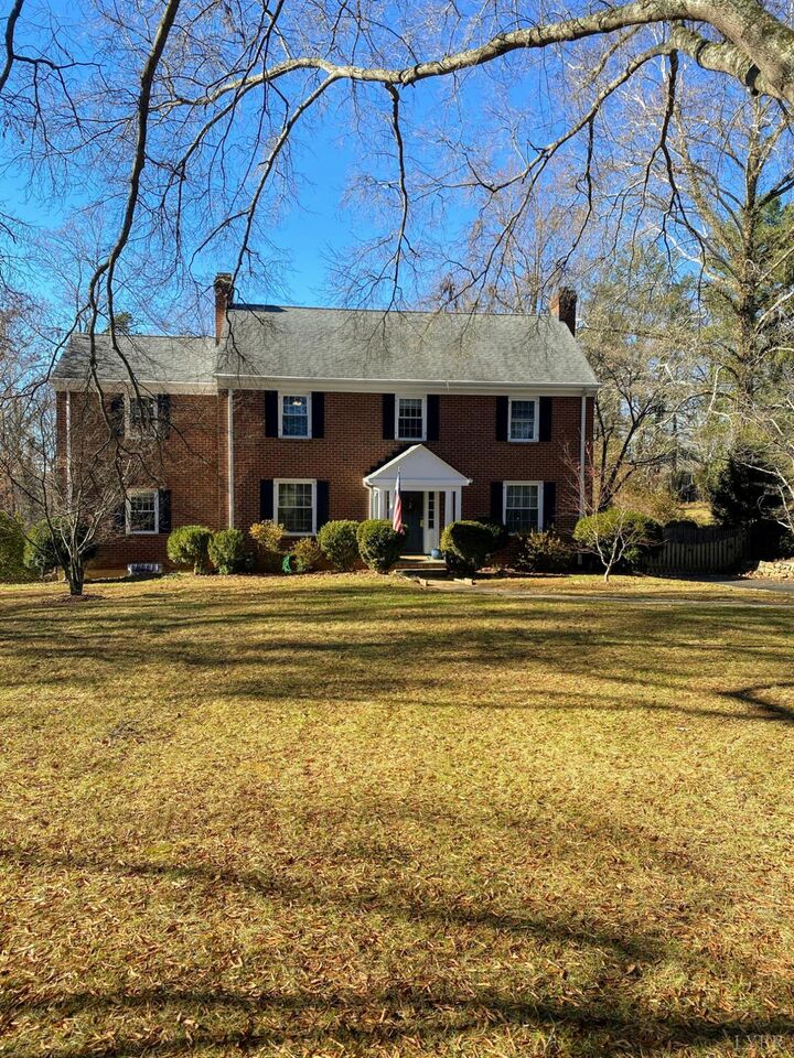 Property Photo:  1507 Langhorne Road  VA 24503 