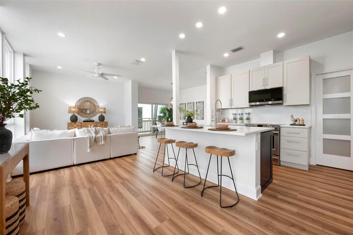 Property Photo:  550 W Flamingo Drive 2  FL 34285 