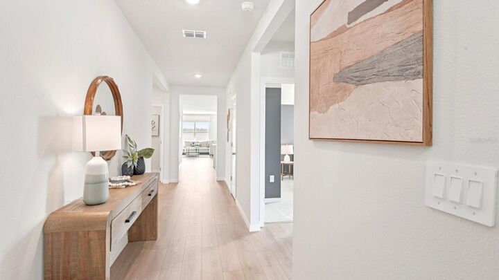 Property Photo: 1215 12th Street SE FL 33570