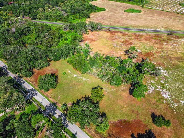 Property Photo:  742 N Lake Reedy Boulevard  FL 33843 