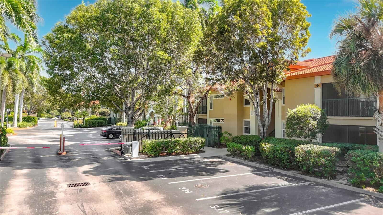 Property Photo: 8880 Colonnades Court W 413 FL 34135
