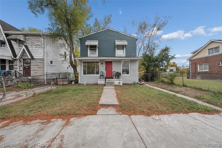 Property Photo: 966 E Greendale MI 48203 2165