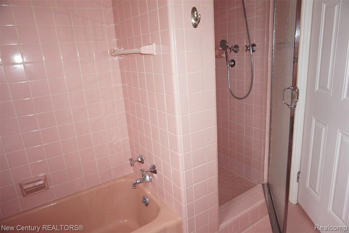 Property Photo:  12831 Northfield Boulevard  MI 48237 1665 