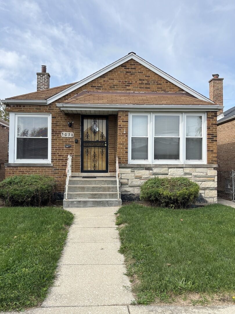 Property Photo: 5036 S La Crosse Avenue IL 60638