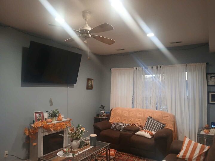 Property Photo:  4615 N Clark Street 2  IL 60640 