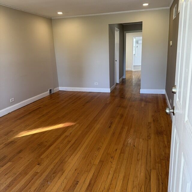 Property Photo: 521 53rd Avenue IL 60104