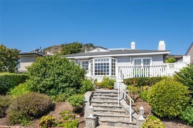 Property Photo: 9 N Encino CA 92651