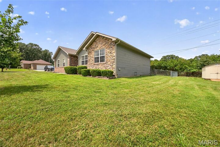 Property Photo: 327 Keller Drive MO 65536