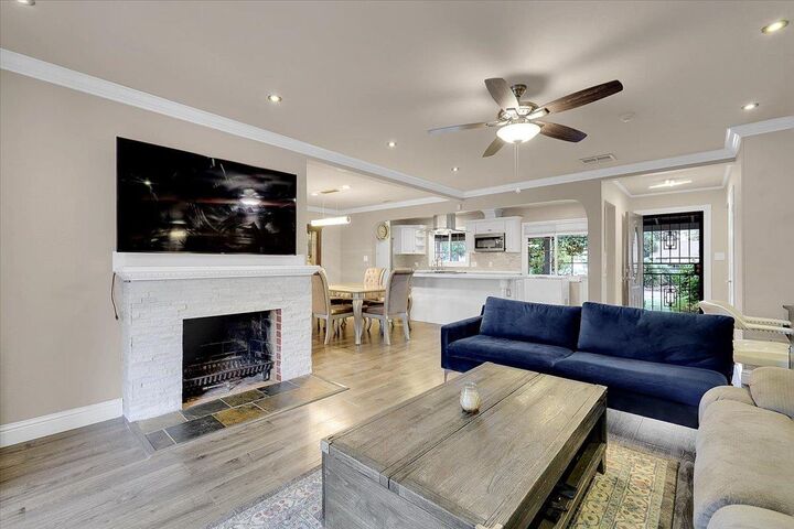 Property Photo:  3211 Chenu Ave  CA 95821 