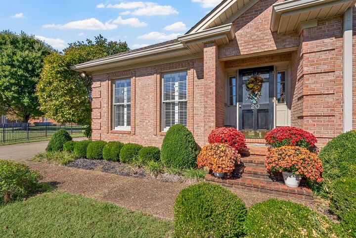 Property Photo: 20 Harton Pl KY 42240