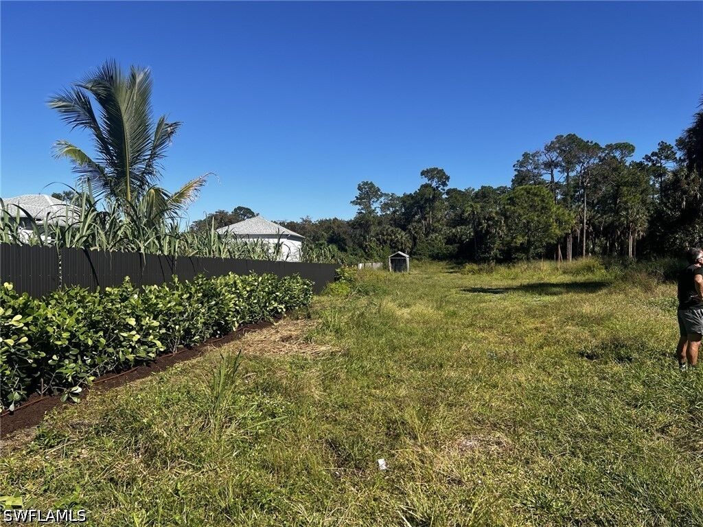 Property Photo:  341 Golden Gate Boulevard E  FL 34120 