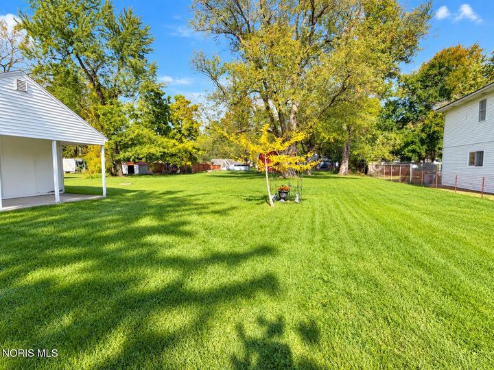Property Photo: 5856 Carnation Drive OH 43615