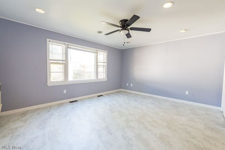 Property Photo:  4081 Bexley Boulevard  OH 44121 
