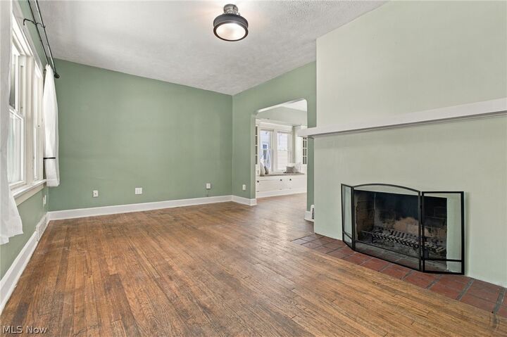 Property Photo:  1536 Felton Road  OH 44121 