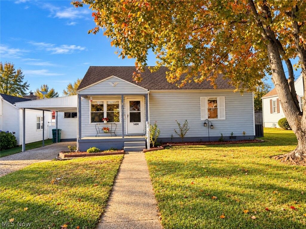 Property Photo:  1404 42nd Street  WV 26104 