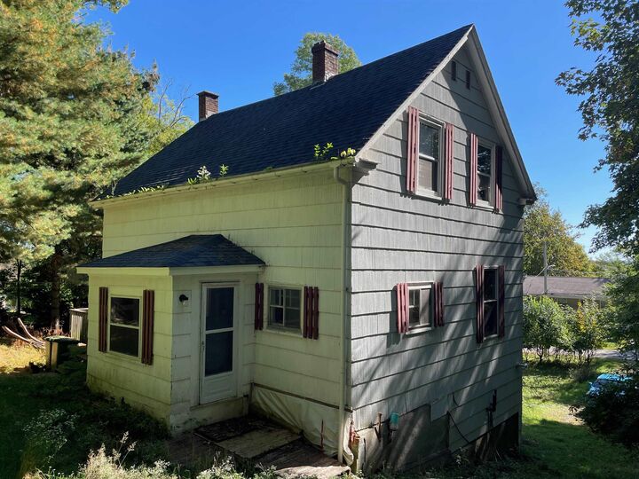 Property Photo:  74 Ross Street  NS B0K 1H0 