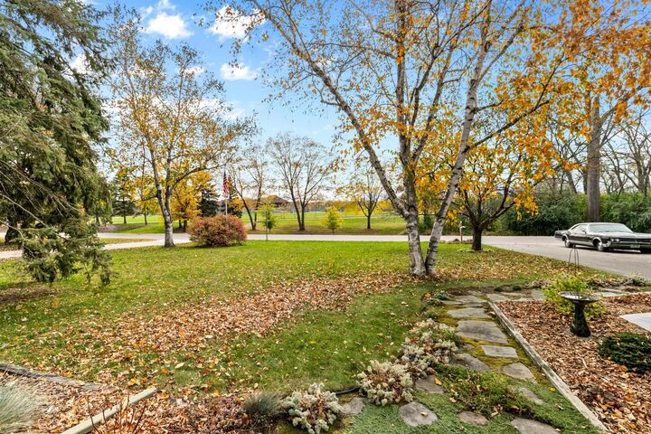 Property Photo: 555 S Oak Drive MN 55127