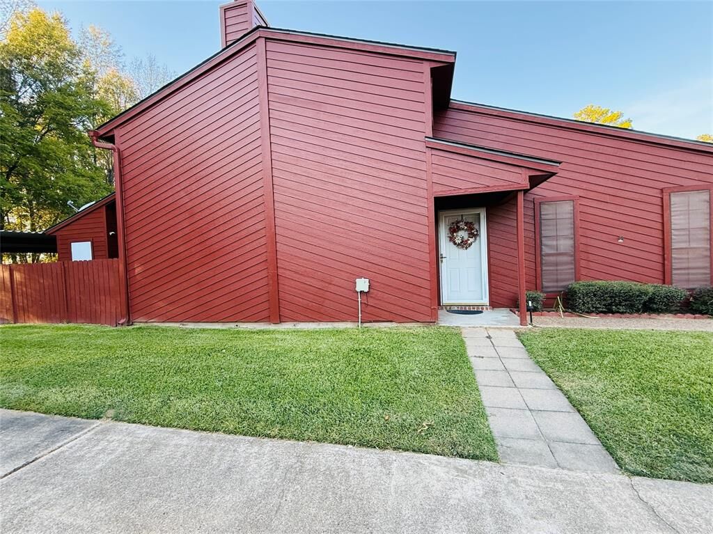 Property Photo: 131 Fountain View LA 71118
