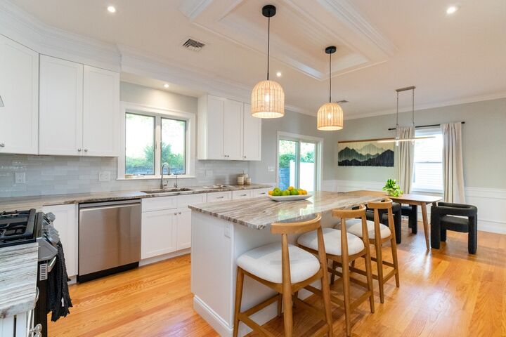 Property Photo:  20 College Farm Rd 20  MA 02451 