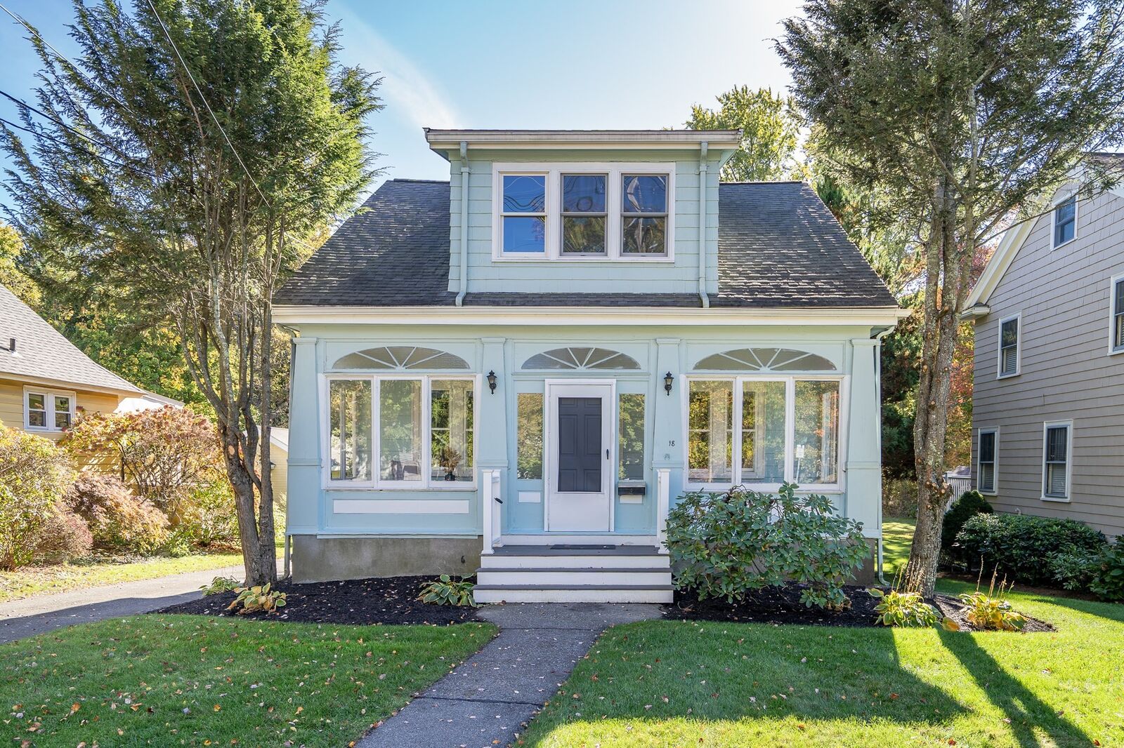 Property Photo:  18 Middle  MA 02421 