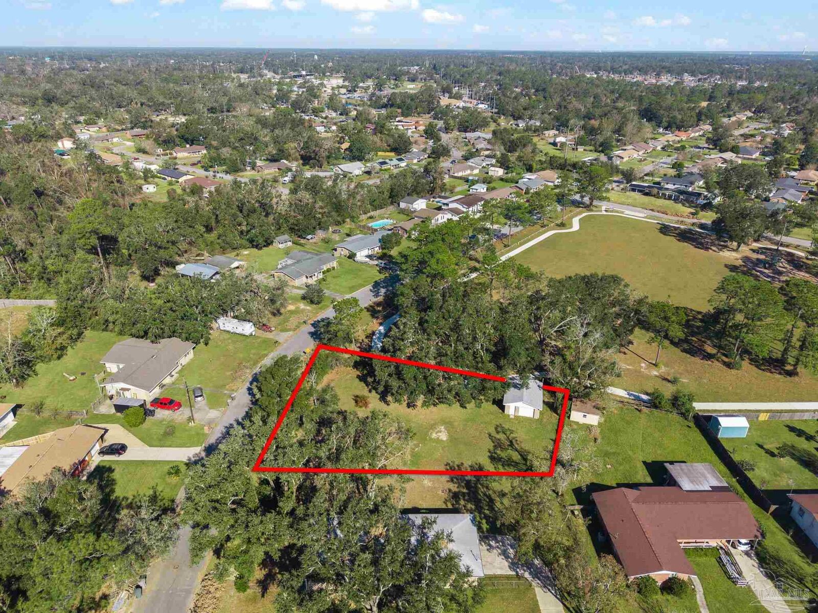 Property Photo:  6114 Confederate Dr  FL 32503 