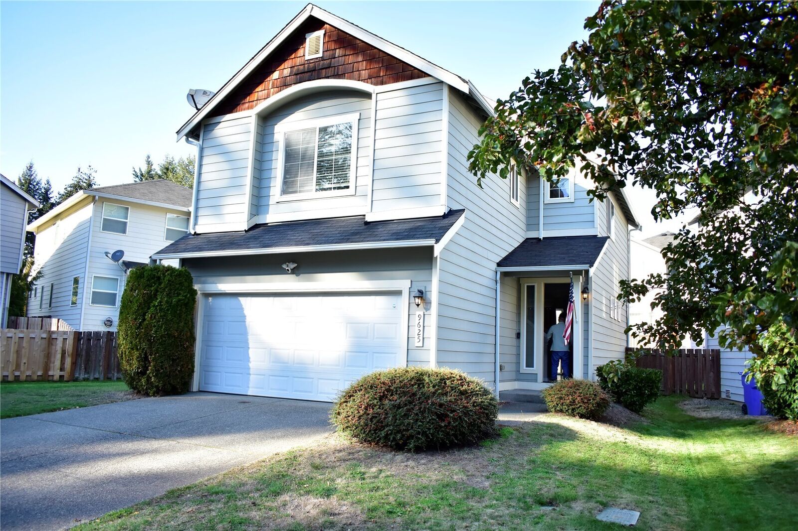 Property Photo:  9625  191st Court E  WA 98375 