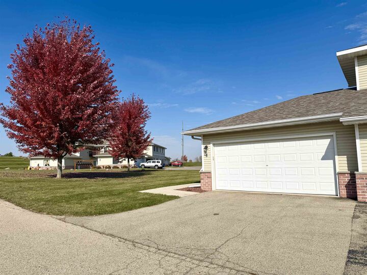 Property Photo: 334 Brookside Drive 5 WI 53050