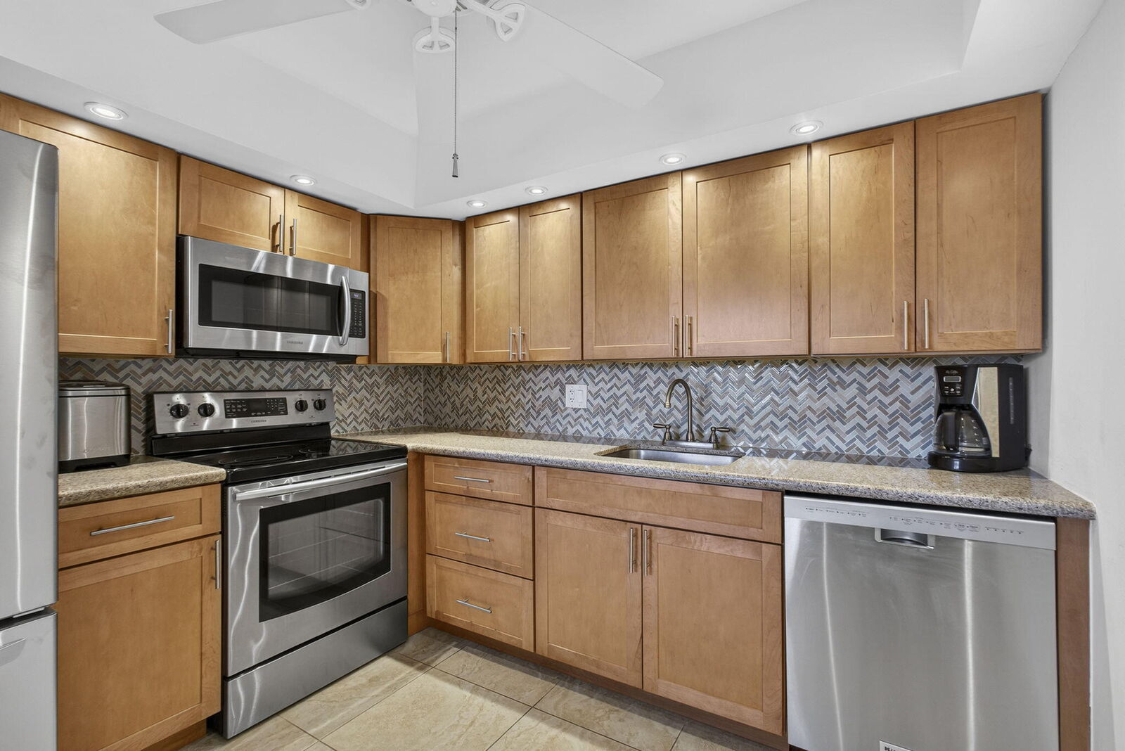 Property Photo: 361 Wellington J FL 33417
