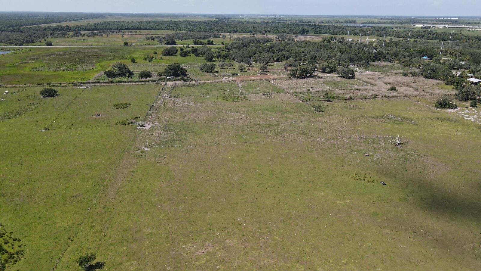 Property Photo:  23100 NE 48th Avenue  FL 34972 