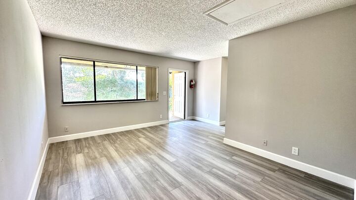 Property Photo: 3120 Collin Drive Unit D FL 33406