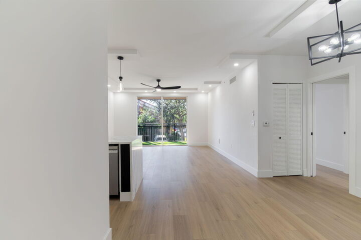 Property Photo:  11770 Saint Andrews Place 206  FL 33414 