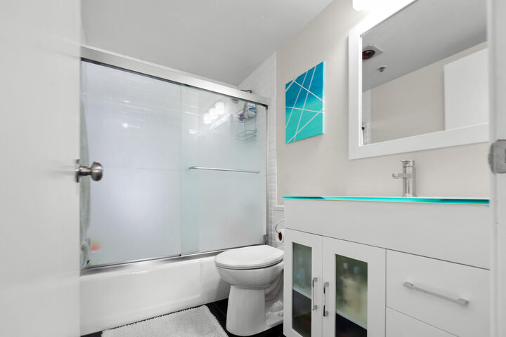 Property Photo:  3000 Presidential Way 207  FL 33401 