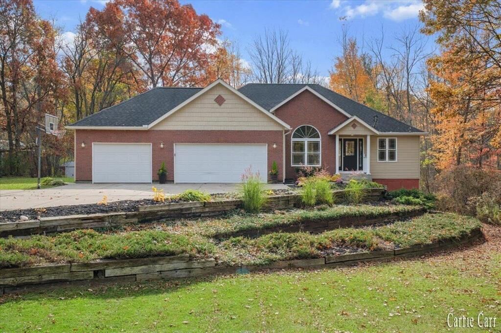 Property Photo: 5284 14 Mile Court NE MI 49341