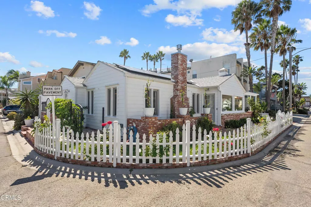 Property Photo: 132 Santa Rosa Avenue CA 93035