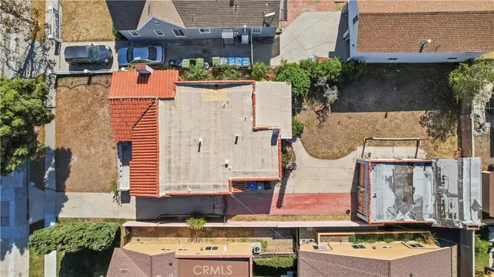 Property Photo: 9117 Dalton CA 90047