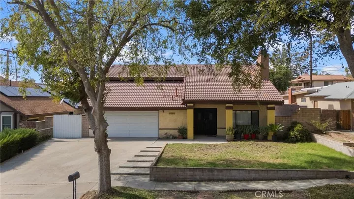 Property Photo:  5466 N E  CA 92407 