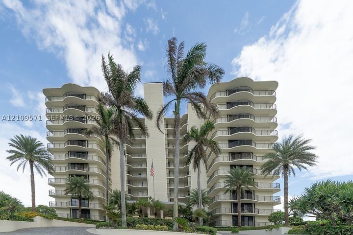 Property Photo: 400 Beach Rd 201 FL 33469