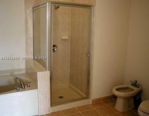Property Photo: 16626 SW 78th Ter 16626 FL 33193