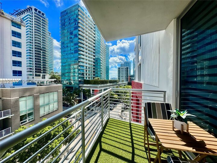 Property Photo:  90 NE 32nd St 613  FL 33137 