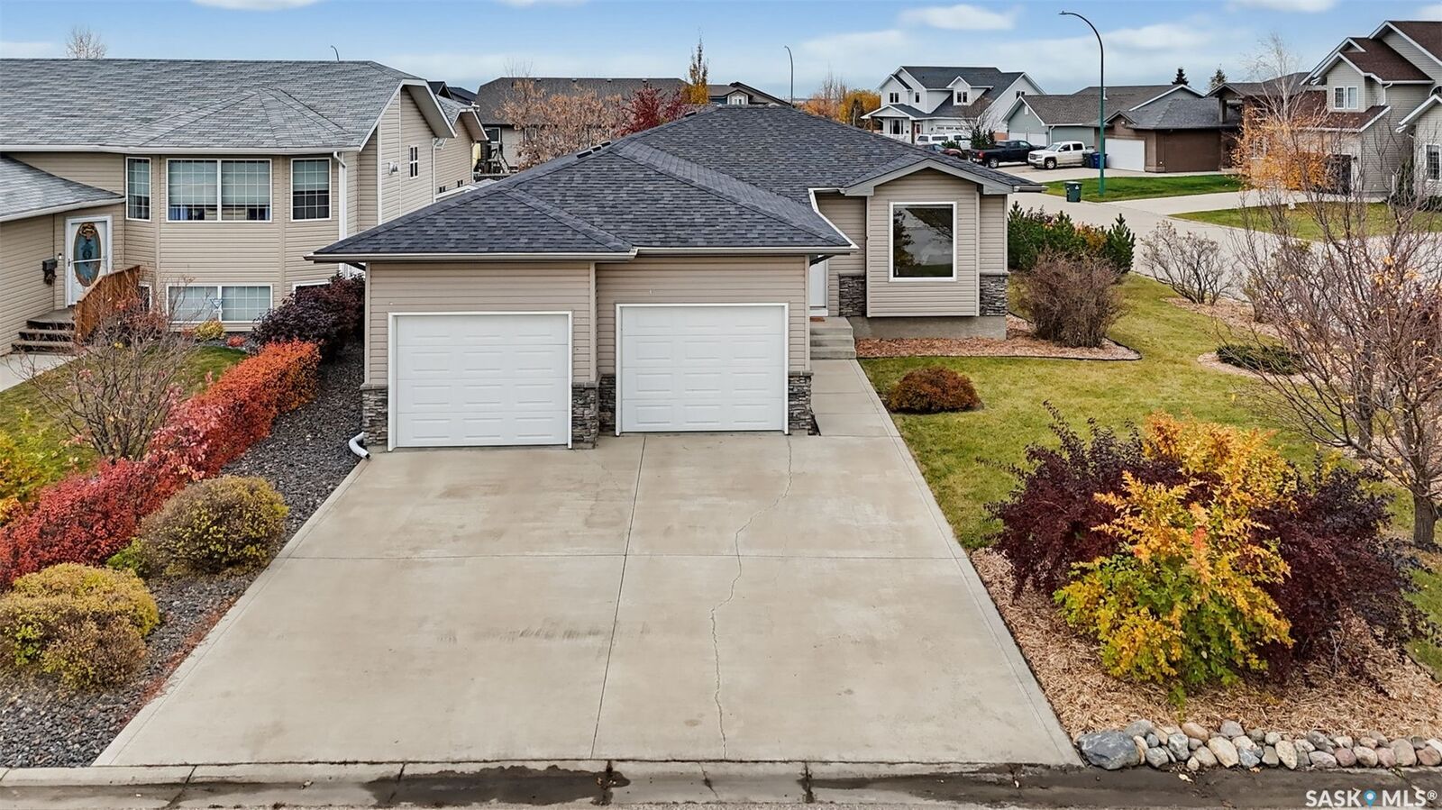 Property Photo:  137 Finch Place  SK S0K 2L0 