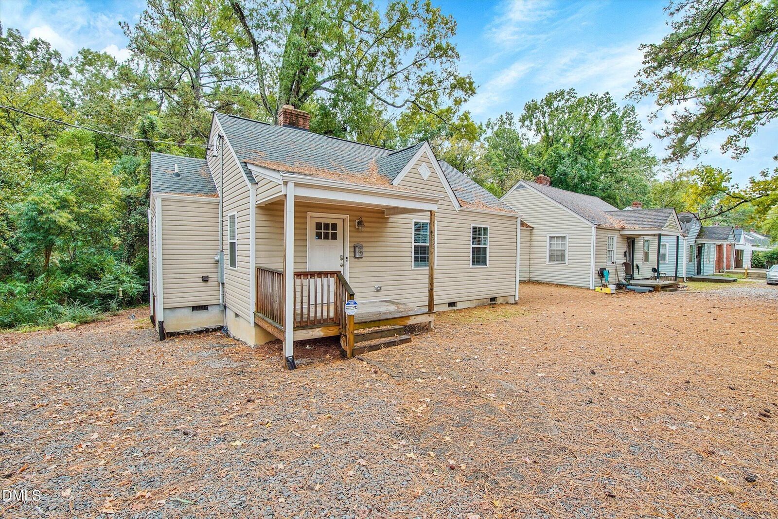 Property Photo:  522 E Club Boulevard  NC 27704 