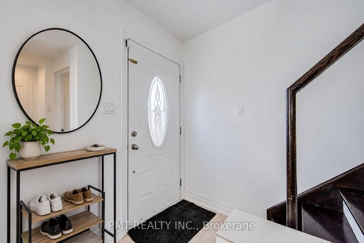 Property Photo:  14 Coventry Street  ON M1L 0H1 