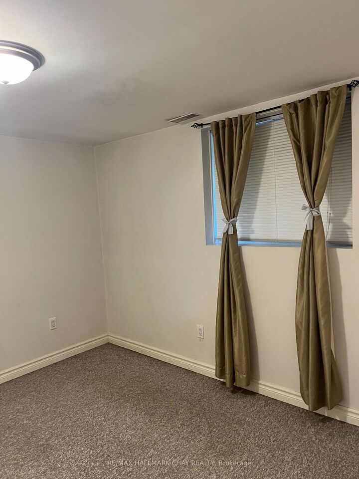 Property Photo: 6 Trask Drive Basement ON L4N 5R4