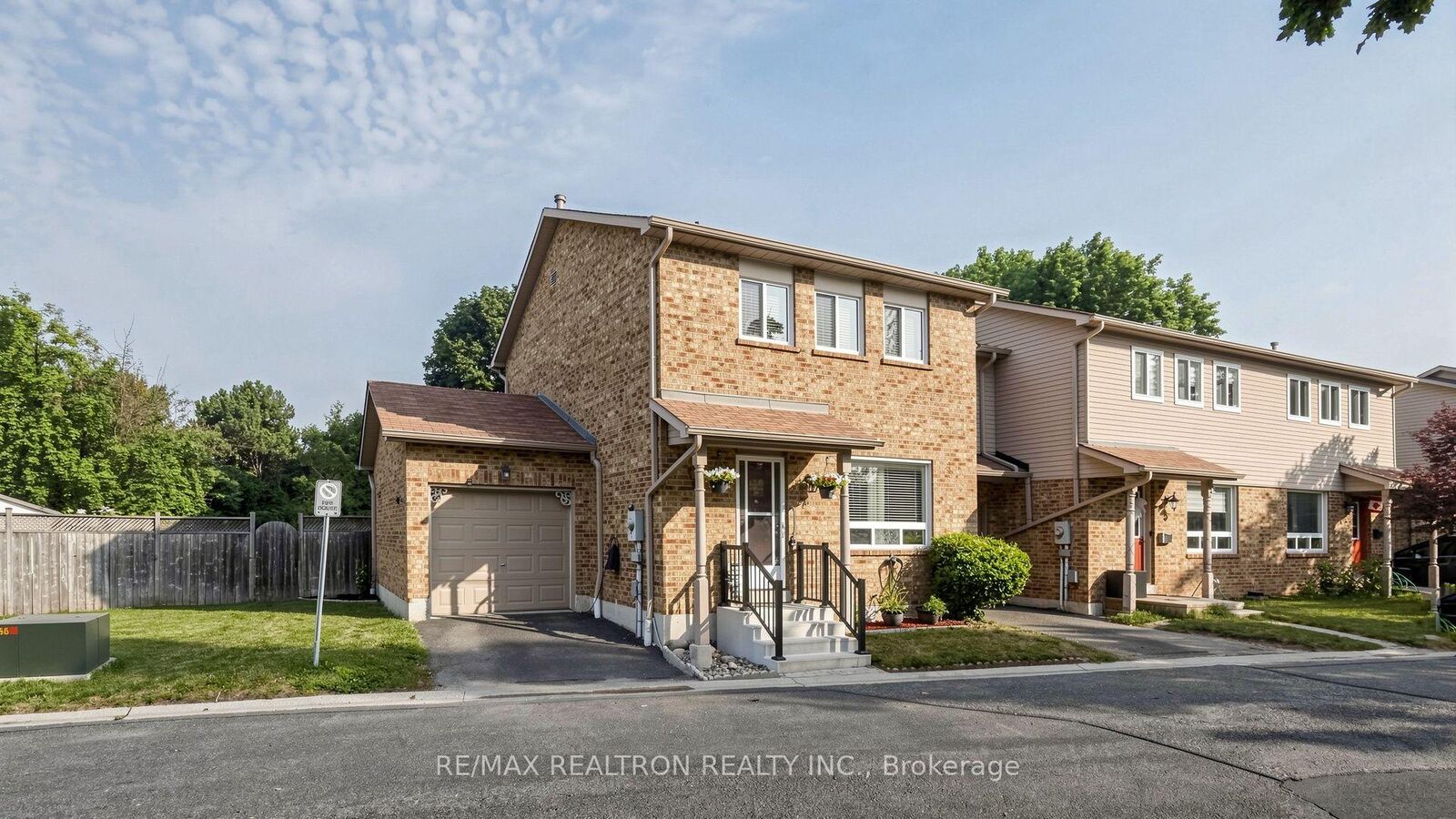 Property Photo: 1640 Nichol Avenue 4 ON L1N 8P5