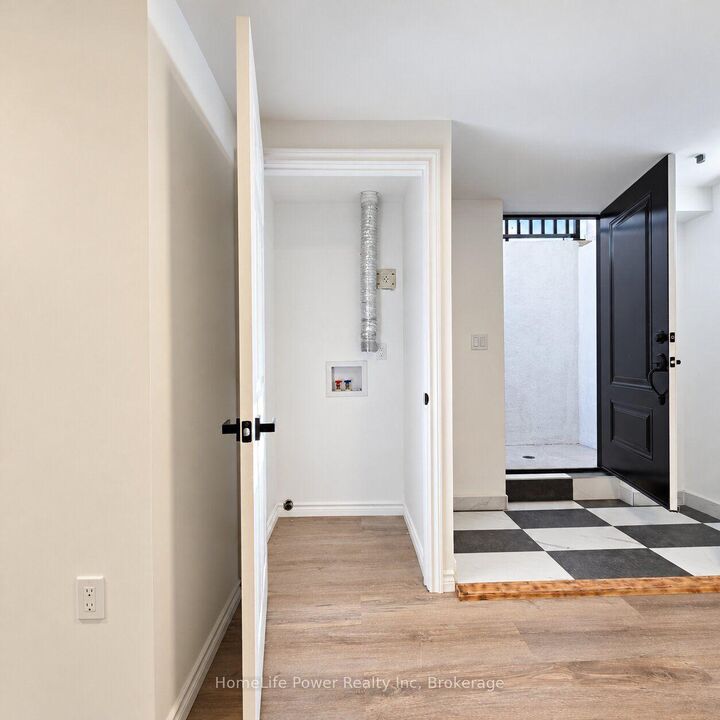 Property Photo: 69 Tupper Crescent # Lower, ON N2B 2Y1
